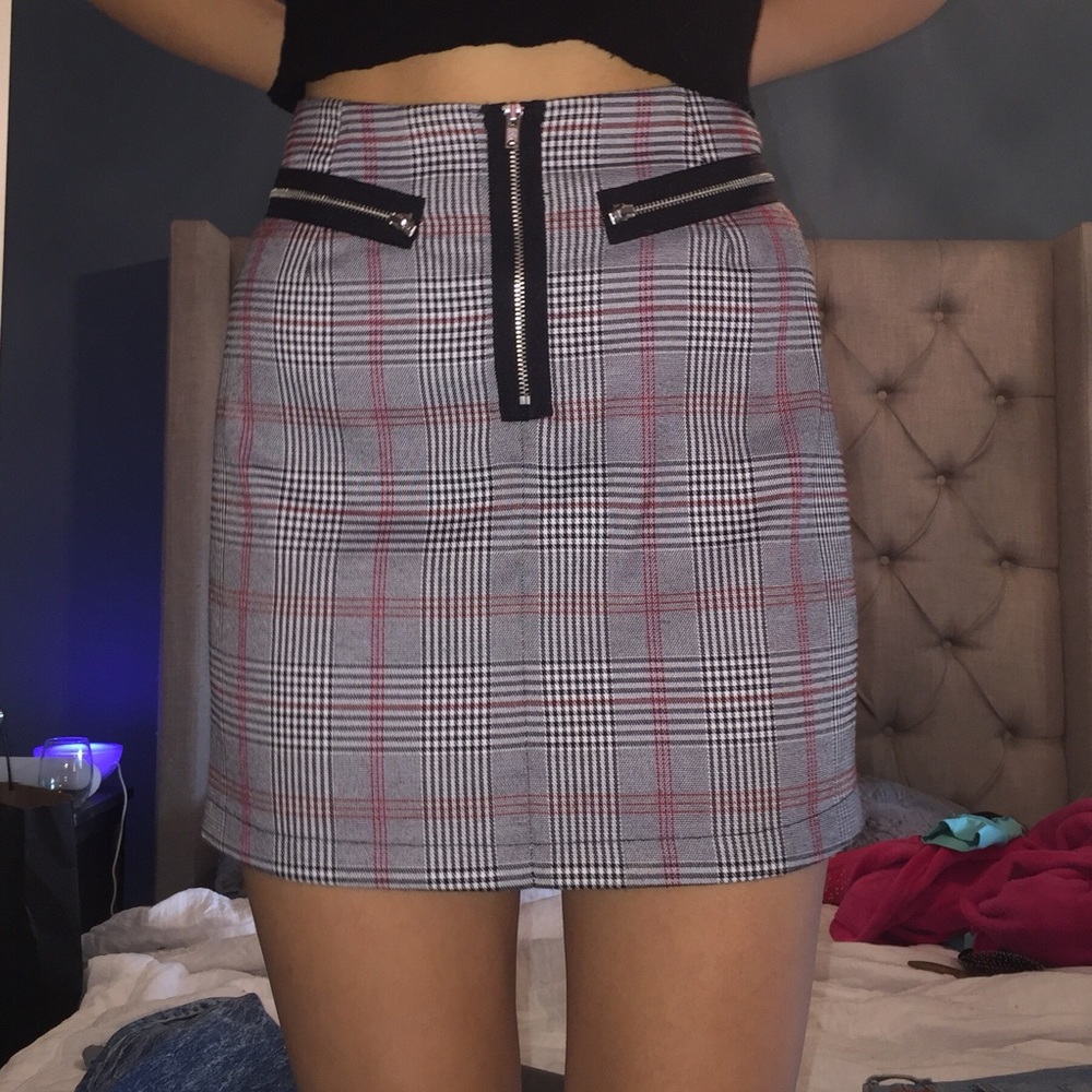 plaid mini skirt